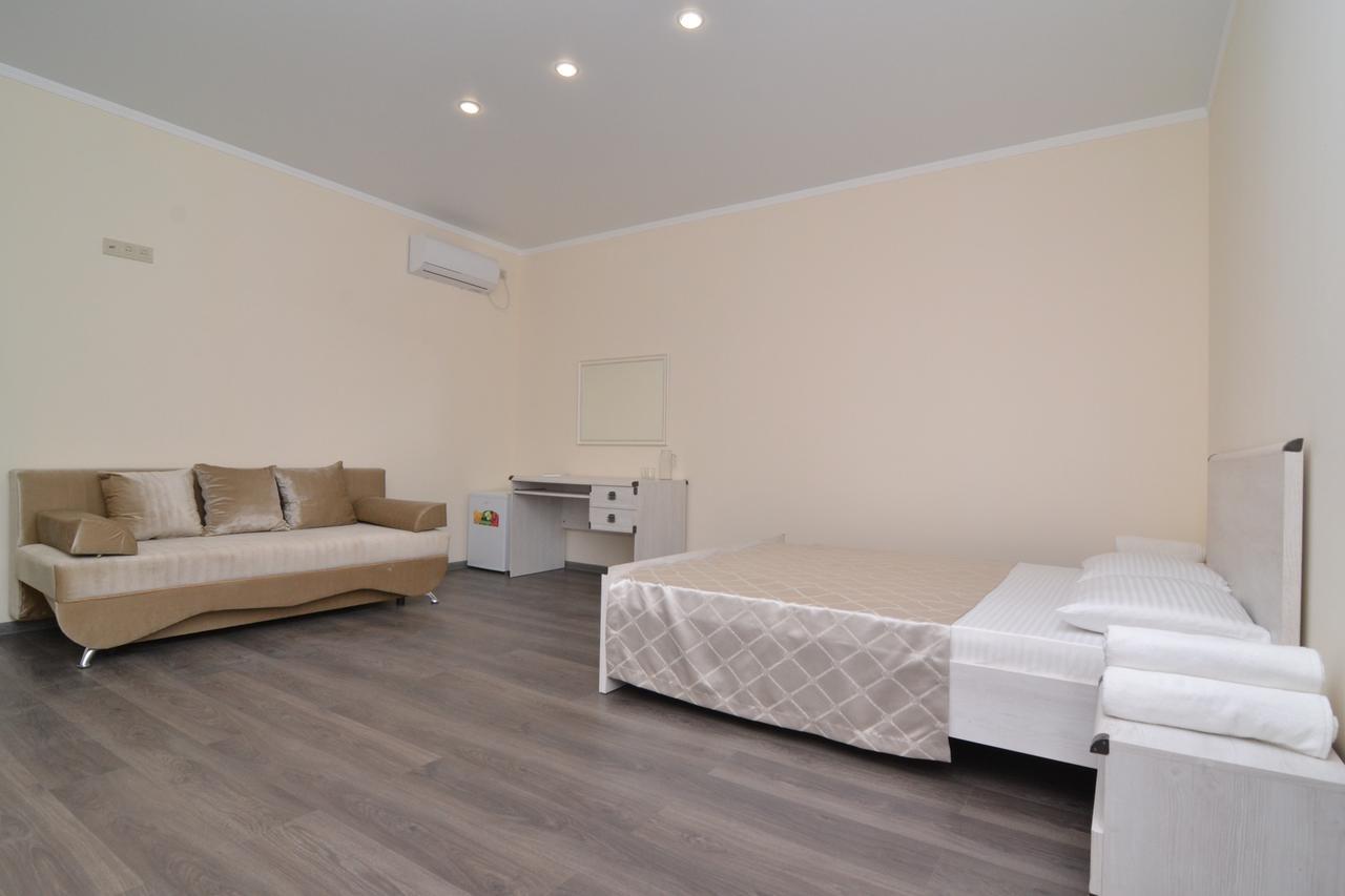 Hotel Apra Πιτσούντα Εξωτερικό φωτογραφία