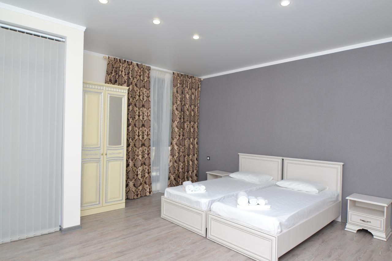 Hotel Apra Πιτσούντα Εξωτερικό φωτογραφία